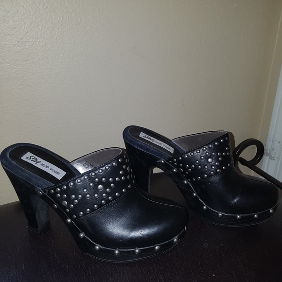 Black studded mule Boots - Picture 5 of 5